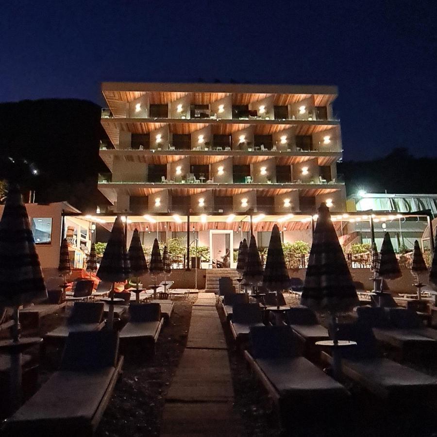 Hotel Aross Kanine Экстерьер фото